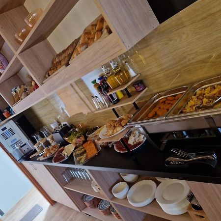 Apartmani Marina Kopitovic Petrovac Buitenkant foto