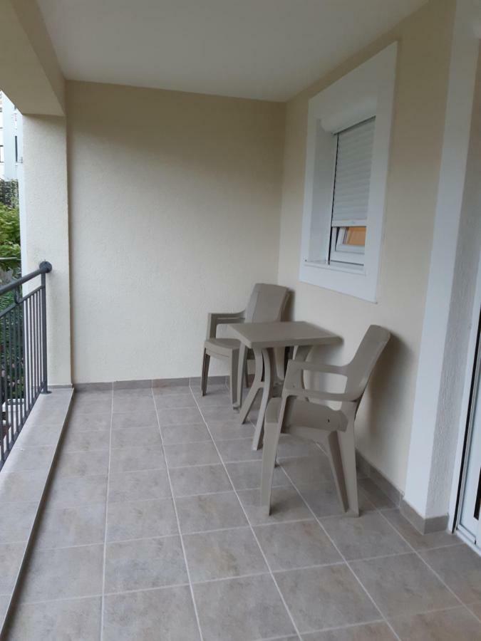 Apartmani Marina Kopitovic Petrovac Buitenkant foto