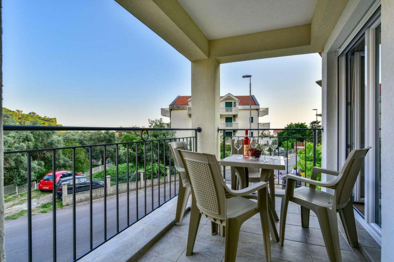 Apartmani Marina Kopitovic Petrovac Buitenkant foto