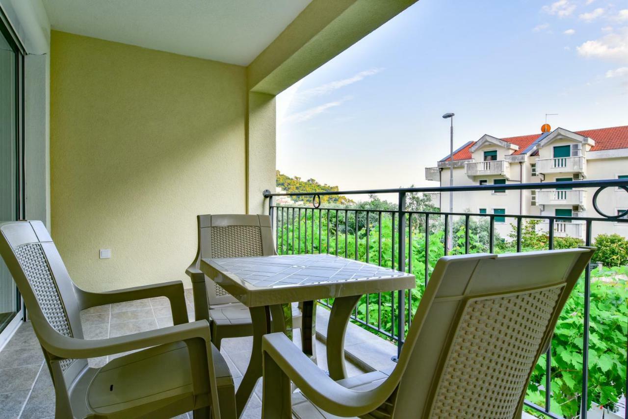 Apartmani Marina Kopitovic Petrovac Buitenkant foto