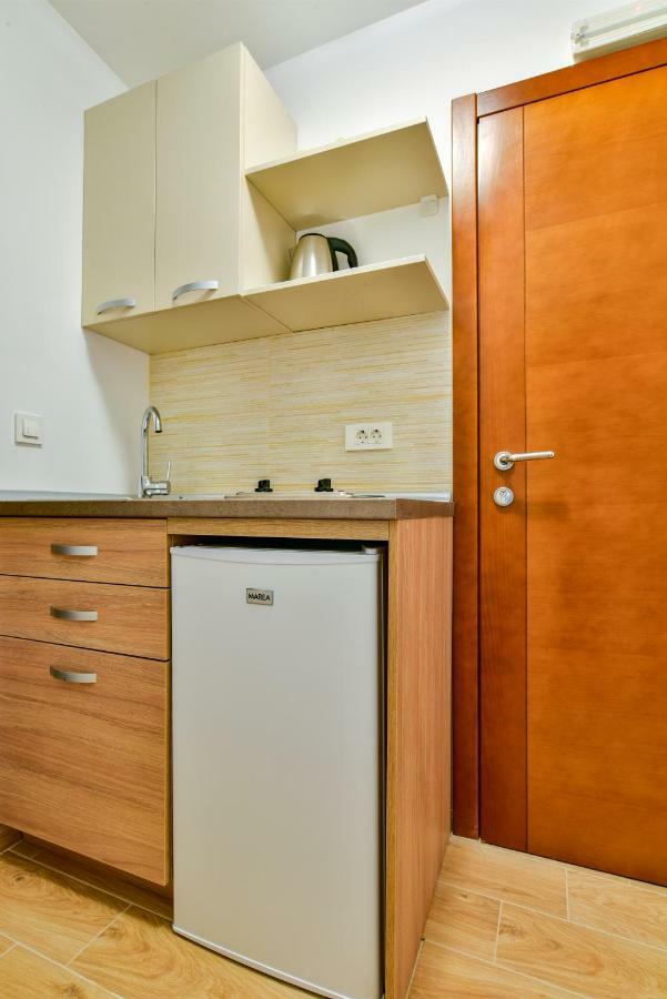 Apartmani Marina Kopitovic Petrovac Buitenkant foto